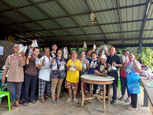 สำนักงานพัฒนาชุมชนอำเภอพัฒนานิคมดำเนินการจัดโครงการส่งเสริมการออมและพัฒนาทักษะทางการเงิน (Financial Literacy)