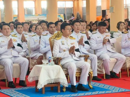 สำนักงานพัฒนาชุมชนอำเภอพัฒนานิคม ร่วมพิธีบำเพ็ญกุศลทักษิณานุประทานอุทิศถวายพระกุศล แด่สมเด็จพระเจ้าลูกเธอ เจ้าฟ้าพัชรกิติยาภา นเรนทิราเทพยวดี กรมหลวงราชสาริณีสิริพัชร มหาวัชรราชธิดา เนื่องในวาระปัณรสมวาร (ครบ 15 วัน)